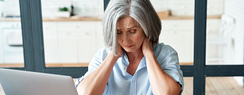patient needing neck pain chiropractor in Sacramento, CA