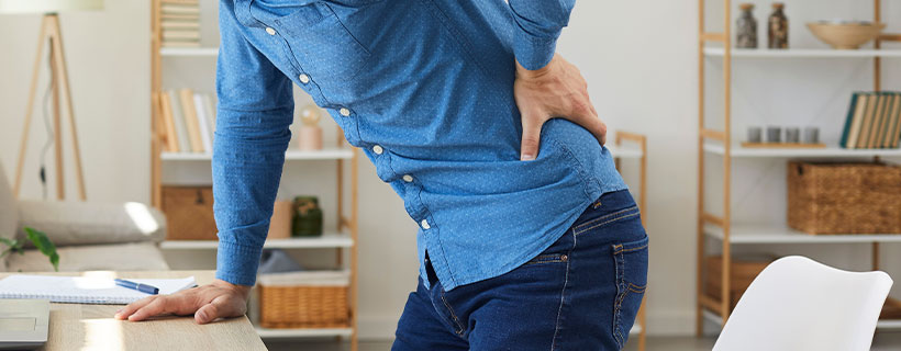 patient needing pinched nerve chiropractor in Sacramento, CA