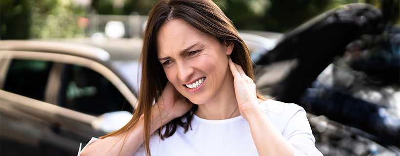 patient needing whiplash chiropractor in Sacramento, CA
